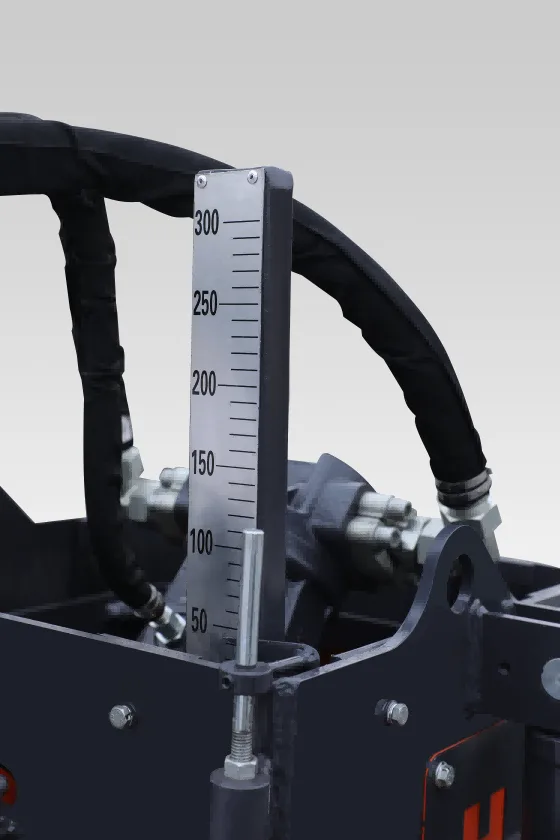 021560 Manhole Saw